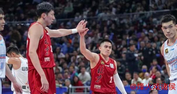 周琦回归贡献10分 首钢惜败青岛 同曦击败山东 周琦回归贡献10分 首钢惜败青岛 同曦击败山东