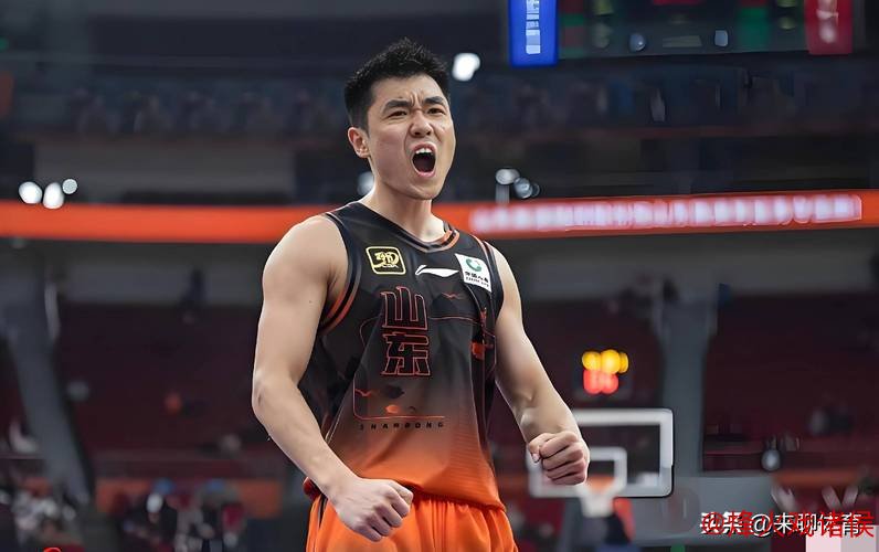 周琦缺席首钢大胜福建 高诗岩16+12助山东击败广州 周琦缺席首钢大胜福建 高诗岩16+12助山东击败广州
