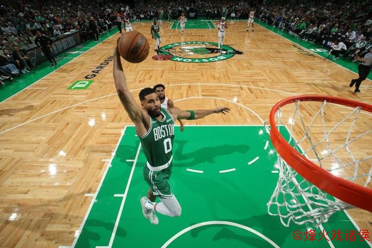 绿军揭幕战狂轰29记三分平纪录，碾压尼克斯