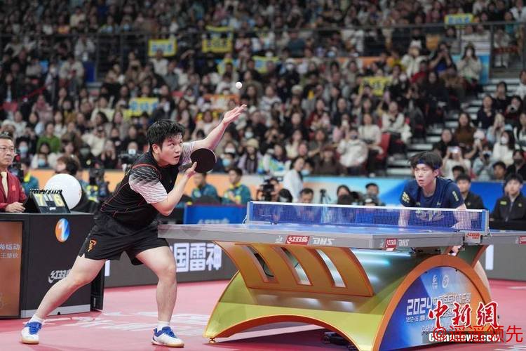 乒超联赛总决赛黄石山东男团争冠 王楚钦胜樊振东