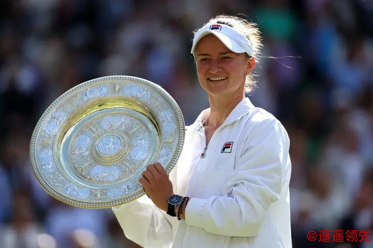 温网莱巴金娜收退赛大礼 克雷吉茨科娃解锁新纪录