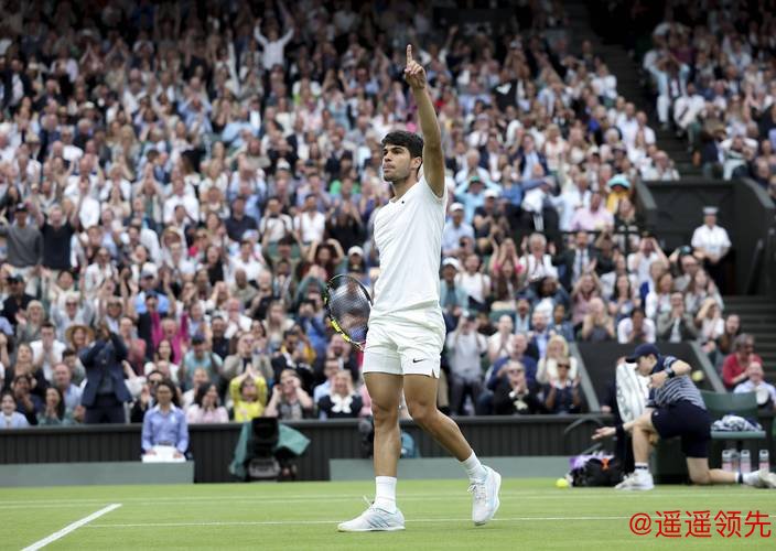 温网首日阿尔卡拉斯横扫晋级 世界第一将迎德比战